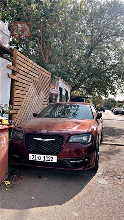 کرایسلەر 300